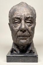 Gesigneerde gipsen buste – Portret van een man, Antiek en Kunst, Ophalen of Verzenden