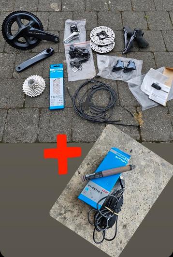 Shimano Ultegra R8000 di2 11 speed disc groepset kompleet 