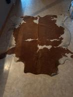 Groot en kleiner gelooide koeienhuid, Huis en Inrichting, Ophalen of Verzenden, Zo goed als nieuw, Bruin