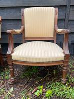 Louis quinze stoelen om te herovertrekken, Ophalen