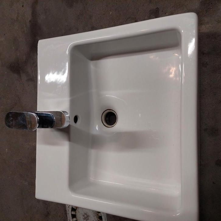 Lavabo, Doe-het-zelf en Bouw, Sanitair, Zo goed als nieuw, Kraan, Ophalen