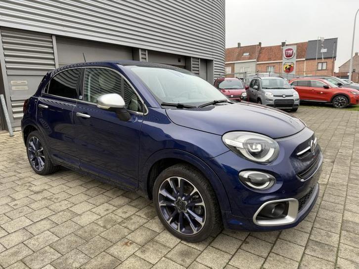 Fiat 500 X  Yacht club capri, Autos, Fiat, 500X, Régulateur de distance, Airbags, Alarme, Bluetooth, Verrouillage central, Air conditionné automatique