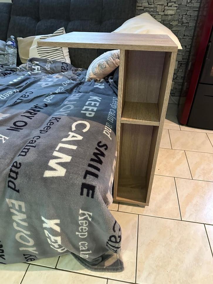 Bijzettafel, Huis en Inrichting, Kasten | Overige, Zo goed als nieuw, Ophalen