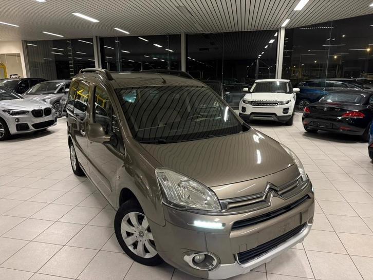 Citroen Berlingo 1.6hdi 68kw Euro5b jaar 2014, Auto's, Citroën, Bedrijf, Berlingo, Airconditioning, Elektrische ramen, Radio, Diesel