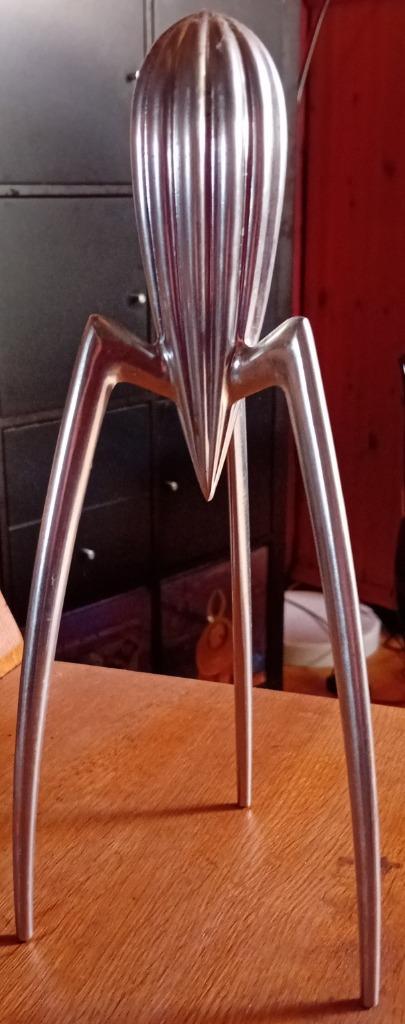 Presse-agrumes design Alessi – Juicy Salif, Antiek en Kunst, Kunst | Designobjecten, Ophalen of Verzenden