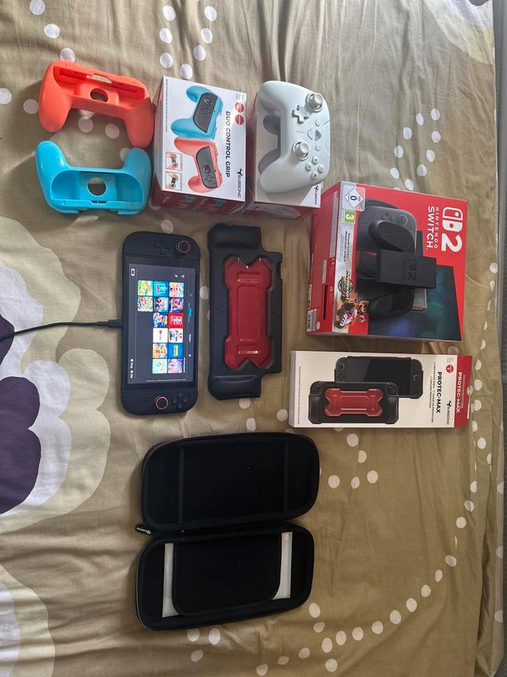 Nintendo Switch 2 + 9 Spellen + Accesoires, Games en Spelcomputers, Spelcomputers | Nintendo Switch, Zo goed als nieuw, Switch Original