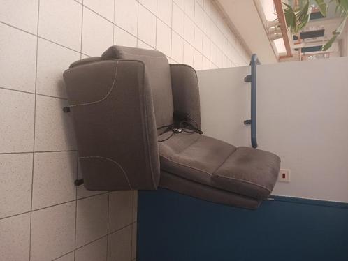 Elektrische relax, in zeer goede staat., Huis en Inrichting, Zetels | Zetels, Gebruikt, Eenpersoons, Minder dan 150 cm, Kunststof