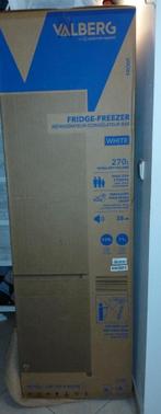 GECOMBINEERDE koelk/vriez NIEUW EN VERPAKT Wit + GAR. 5 jaar, Elektronische apparatuur, Koelkasten en IJskasten, Ophalen, 200 liter of meer