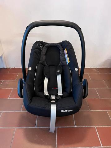 Maxi cosi  beschikbaar voor biedingen