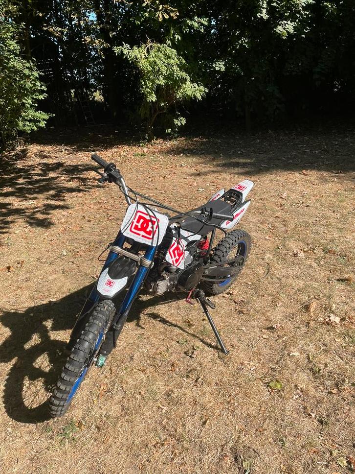 Dirtbike / pitbike, Fietsen en Brommers, Brommers | Crossbrommers, Zo goed als nieuw, Overige merken, Ophalen of Verzenden