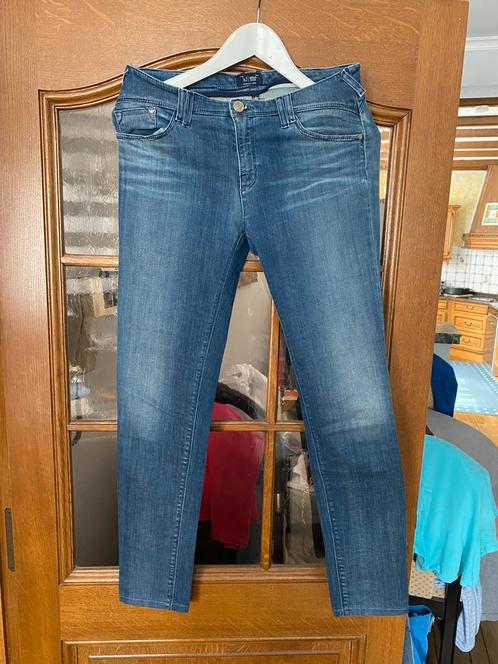 Armani Jeans Skinny Fit - Maat 31, Kleding | Dames, Spijkerbroeken en Jeans, Zo goed als nieuw, W30 - W32 (confectie 38/40), Blauw