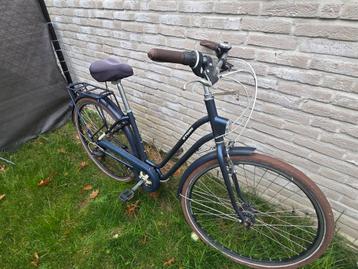 Btwin  fiets  beschikbaar voor biedingen
