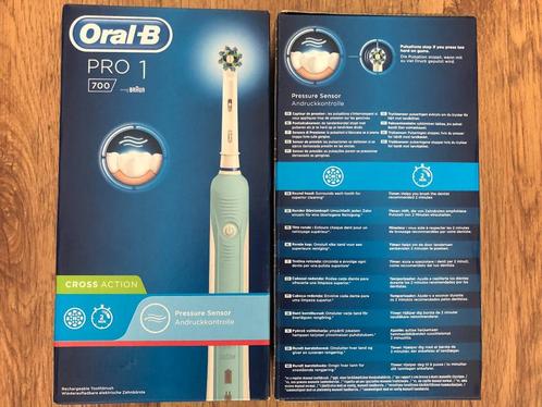 Brosse à dents électrique ORAL-B Pro 1, Handtassen en Accessoires, Uiterlijk | Mondverzorging, Nieuw, Tandenborstel, Ophalen of Verzenden