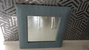  Magnifique Miroir Vincent sheppard couleur bleu lagon.