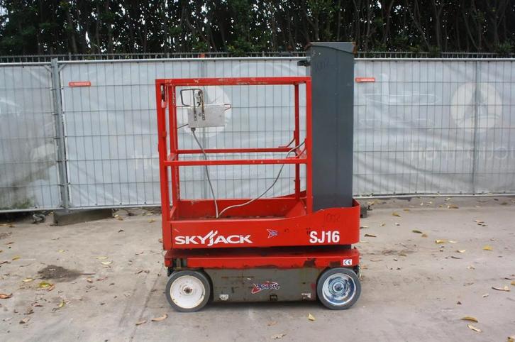 Skyjack SJ16 2018 6.75 MTR schaarhoogwerker elektrische, Articles professionnels, Machines & Construction | Ascenseurs, Échafaudages & Échelles