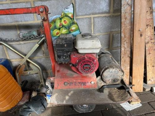 Vibrerende plaatgroomer, Tuin en Terras, Hand-tuingereedschap, Gebruikt, Ophalen