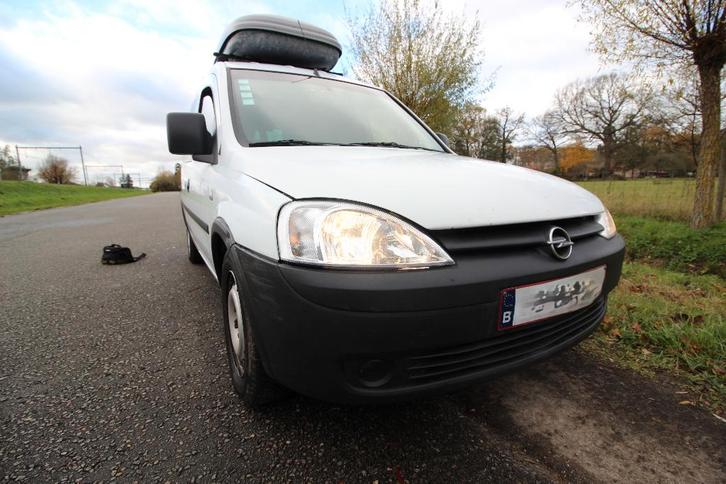 Opel Combo Tour - Lichte Vracht – Mini Camper, Auto's, Opel, Particulier, Combo Tour, Airbags, Dakrails, Radio, Diesel, Euro 5