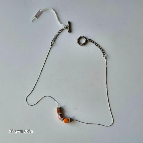 Discrete en fijne ketting met 3 keramiek en Venan-strass ste, Handtassen en Accessoires, Kettingen, Nieuw, Zilver, Zilver, Met strass