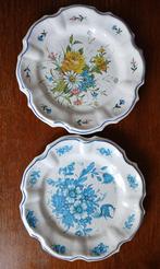 Assiettes à suspendre, Ophalen