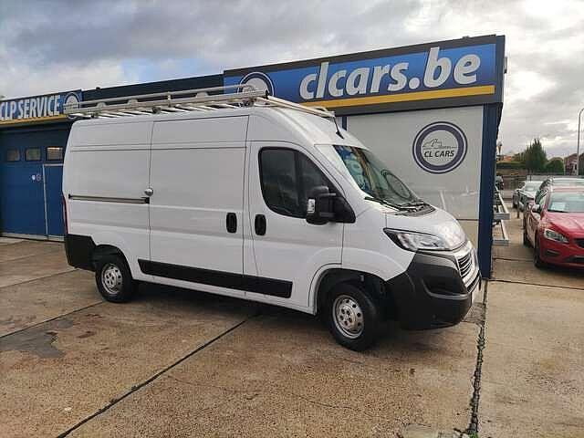 Peugeot Boxer 2.2Hdi/L2H2/Euro6/Navi/Cam/Trekhaak/19752Ex, Auto's, Bestelwagens en Lichte vracht, Bedrijf, ABS, Airbags, Airconditioning