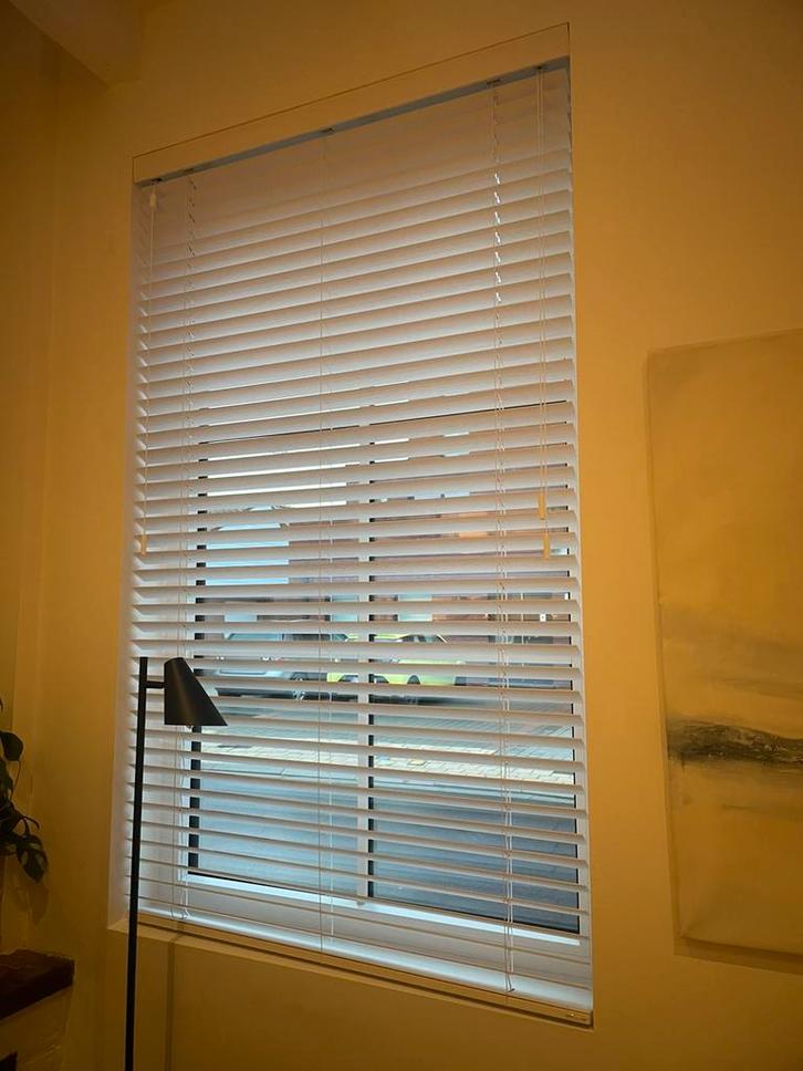 Houten jaloezieën wit - 3 stuks, Huis en Inrichting, Stoffering | Gordijnen en Lamellen, Zo goed als nieuw, 150 tot 200 cm, 100 tot 150 cm