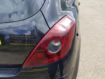 Achterlicht rechts van een Opel Corsa beschikbaar voor biedingen