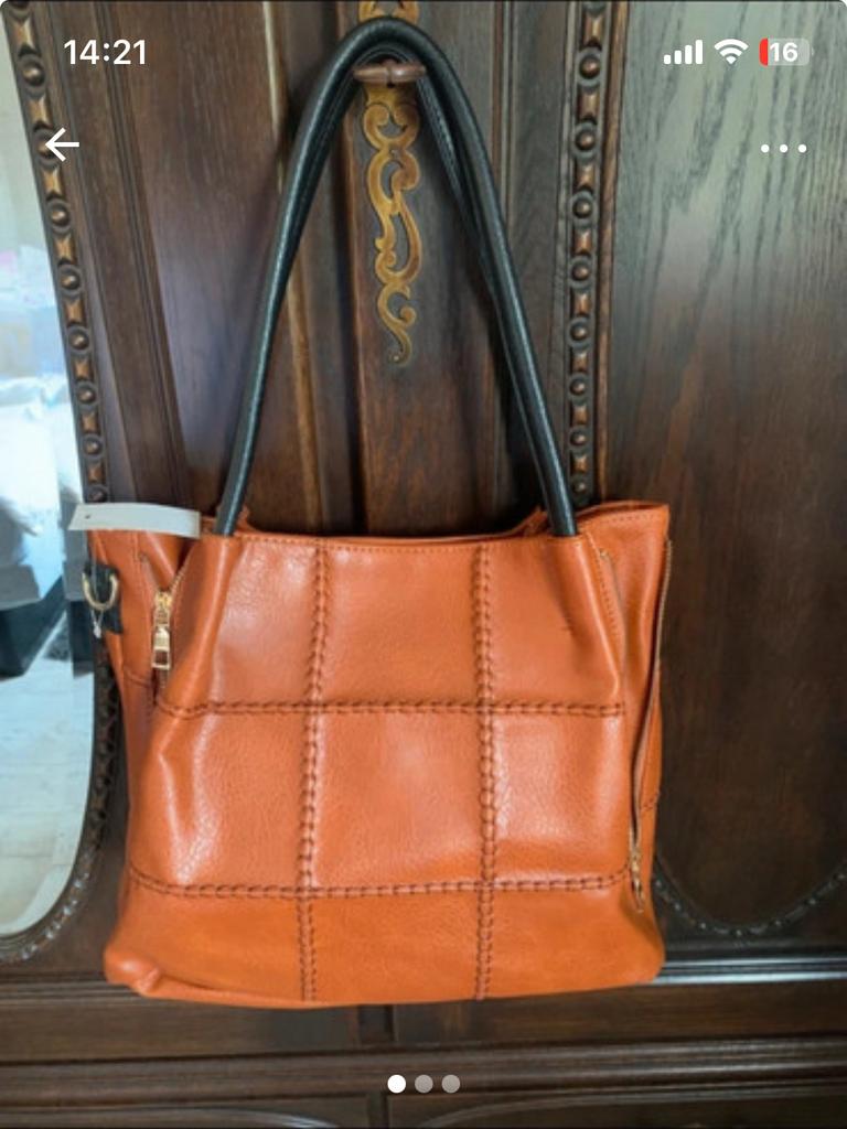 Schoudertassen, Ophalen of Verzenden, Zo goed als nieuw