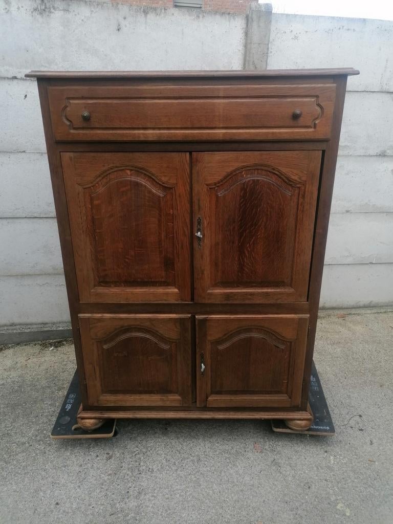 Meubles tv ancien, Enlèvement