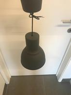 Ikea 2 metalen hanglampen grijs - 2 st - diameter 22 cm, Huis en Inrichting, Lampen | Hanglampen, Ophalen, Gebruikt, Metaal