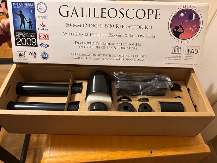 Galileoscoop — set voor educatieve telescopen van 50 mm, Audio, Tv en Foto, Optische apparatuur | Telescopen, Nieuw, Lenzentelescoop (refractor)