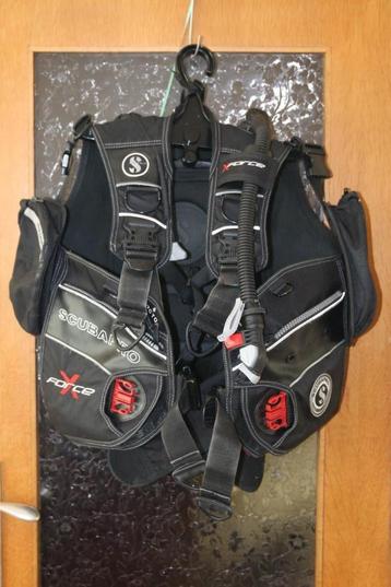 Gilet stabilisateur SCUBAPRO X-Force beschikbaar voor biedingen