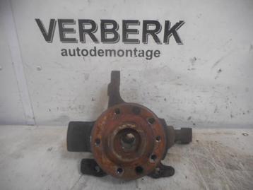 WIELNAAF RECHTS VOOR Opel Zafira (F75) (01-1998/07-2005) beschikbaar voor biedingen