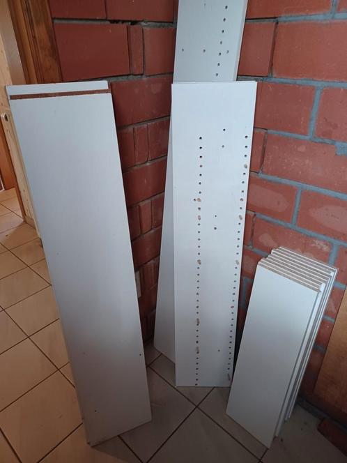 Pakket witte planken 9 korte en 7 lange voor rekken, Doe-het-zelf en Bouw, Hout en Planken, Gebruikt, Plank, Minder dan 200 cm
