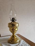 Ancienne lampe à pétrole en laiton, Ophalen