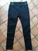 Zwarte jeans Maat 42, Kleding | Dames, Broeken en Pantalons, Maat 42/44 (L), Ophalen of Verzenden, Zo goed als nieuw, Zwart