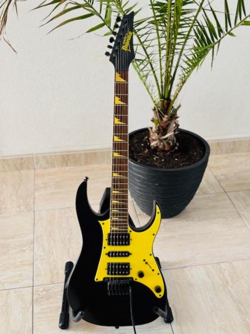 Ibanez GRG150DXB-BKF Gio RG, Muziek en Instrumenten, Snaarinstrumenten | Gitaren | Elektrisch, Zo goed als nieuw, Ibanez, Ophalen