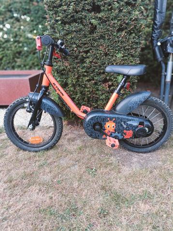 Kinderfiets decathlon  beschikbaar voor biedingen