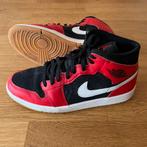 Nike Air Jordan 1 Mid Rouge et Noir - Pointure 44, Vêtements | Hommes, Chaussures, Enlèvement ou Envoi, Nike, Baskets, Noir