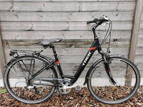 Damesfiets Trek D45, Fietsen en Brommers, Fietsen | Dames | Damesfietsen, Zo goed als nieuw, Overige merken, (Extra) lage instap