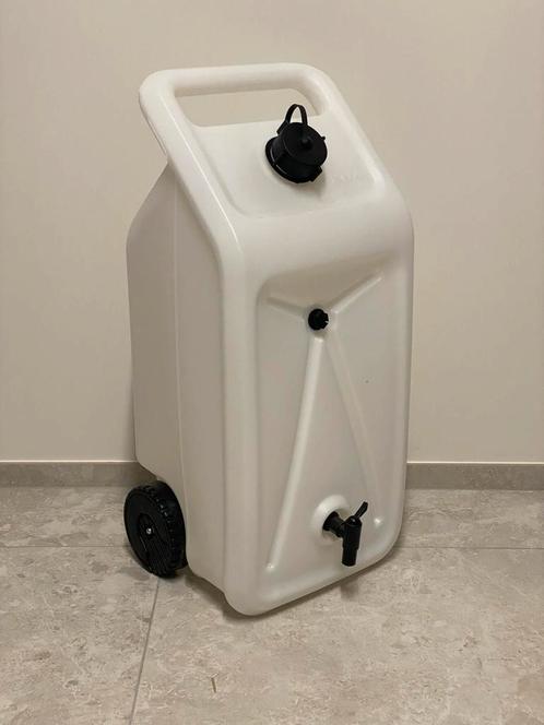 Jerrycan 50L, Doe-het-zelf en Bouw, Sanitair, Zo goed als nieuw, Kraan, Ophalen