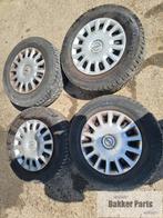 Winterbanden set incl velgen opel corsa D 2008, Auto-onderdelen, Banden en Velgen, 14 inch, Gebruikt, Velg(en), Ophalen of Verzenden