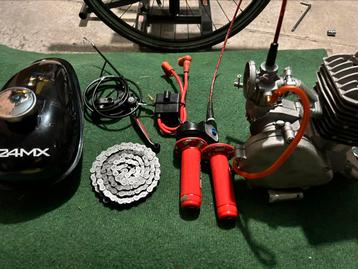 Kit DIY moteur 2 temps pour vélo, karting...essence GRATUITE