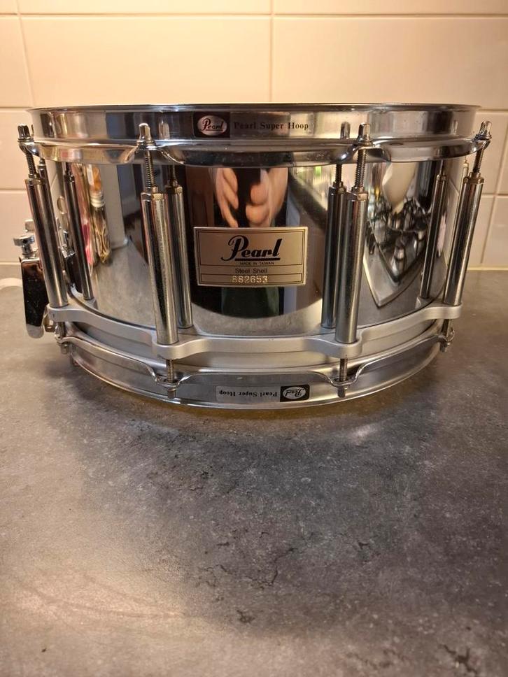 Pearl vintage free floating snaredrum 14x6,5 voor drumstel, Muziek en Instrumenten, Instrumenten | Toebehoren, Zo goed als nieuw