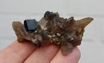 ROOKKWARTS met TOERMALIJN uit Erongo in NAMIBIE, Verzamelen, Ophalen of Verzenden, Mineraal