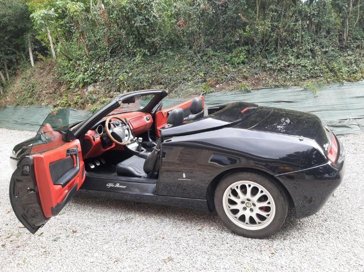 Alfa Roméo spider v6 12v  redstyle, Auto's, Alfa Romeo, Particulier, Spider, Elektrisch, Rood, Ophalen