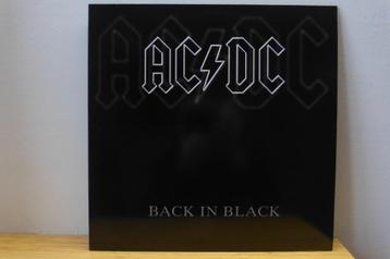 AC/DC - Back In Black beschikbaar voor biedingen