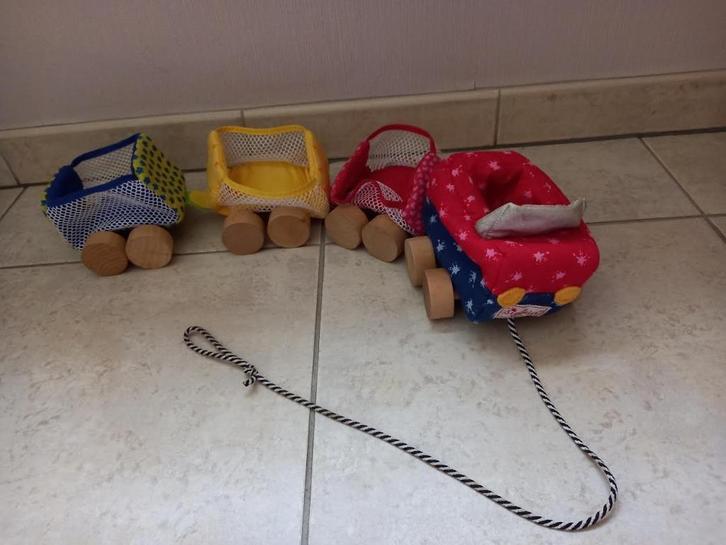 stoffen treintje van Sigikid, Kinderen en Baby's, Speelgoed | Knuffels en Pluche, Zo goed als nieuw, Ophalen of Verzenden