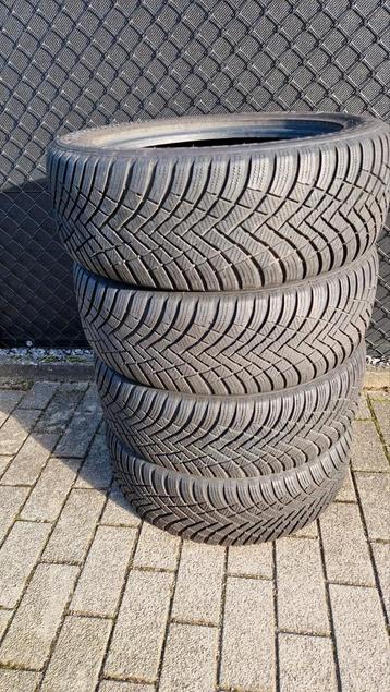 Winterbanden HANKOOK 225 55 R17 Winter icept beschikbaar voor biedingen