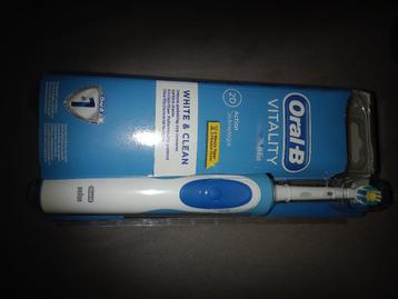 Brosse à dents électrique oral b vitality neuf beschikbaar voor biedingen