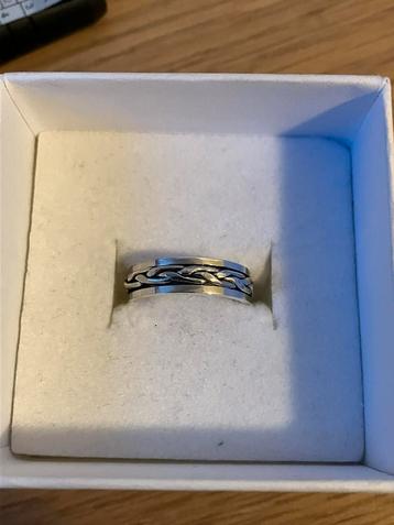 Zilveren ring ( zilver 925 )